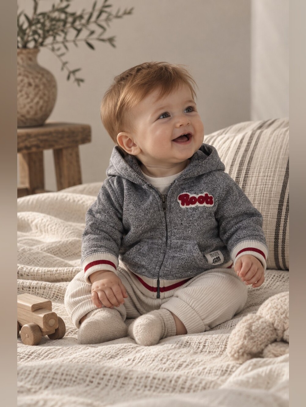 Roots Cabin Baby 3-6M Gray Full Zip Hoodie Canada Varsity Sweatshirt